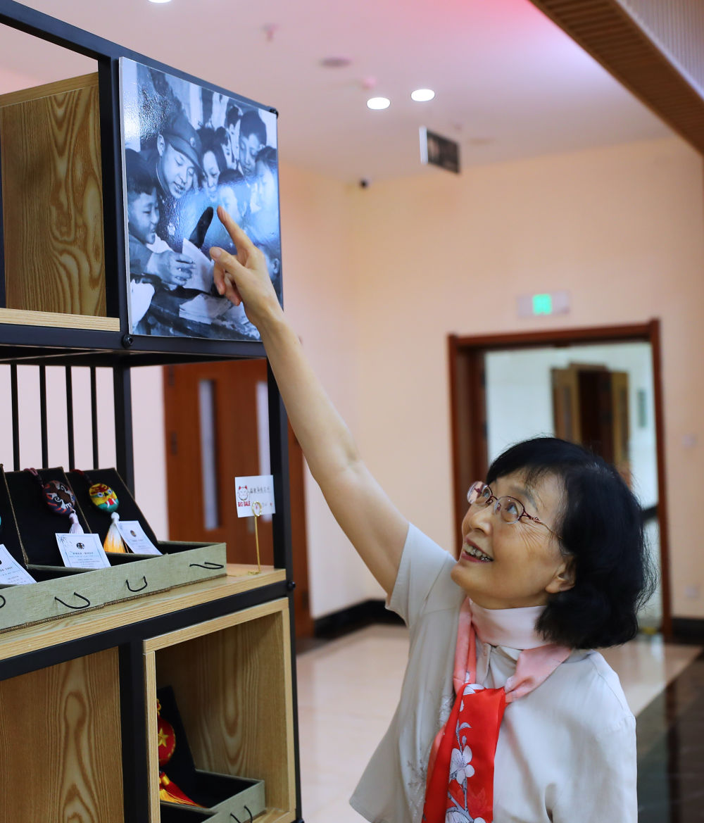 以保护我偶像纪录（“我和雷锋叔叔照过相”暖流穿越六十年寻访照片上的“孩子”）