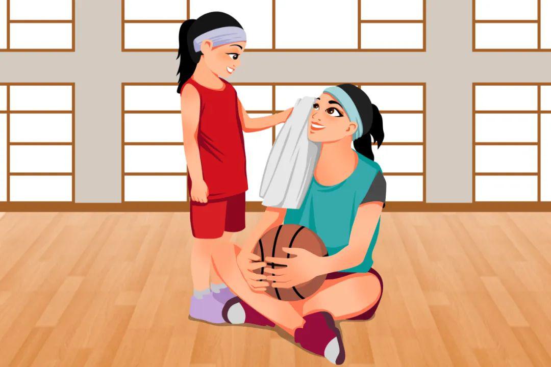 7岁的孩子适合篮球还是足球（漫漫长假，如何让孩子爱上运动？）