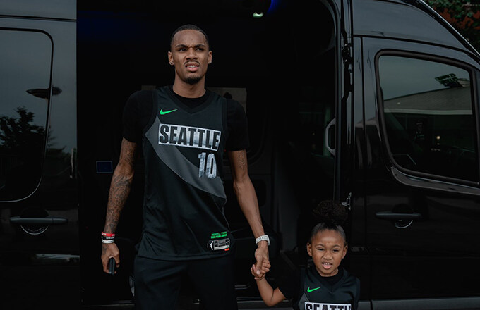 為什么nba是職業賽（NBA檔案庫：巨星云集的“克六聯賽”究竟什么來頭？）