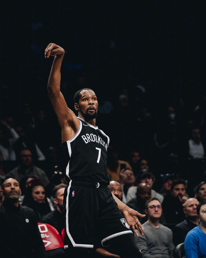 无法出战今天的决赛(杜兰特闹剧以留守篮网结束?