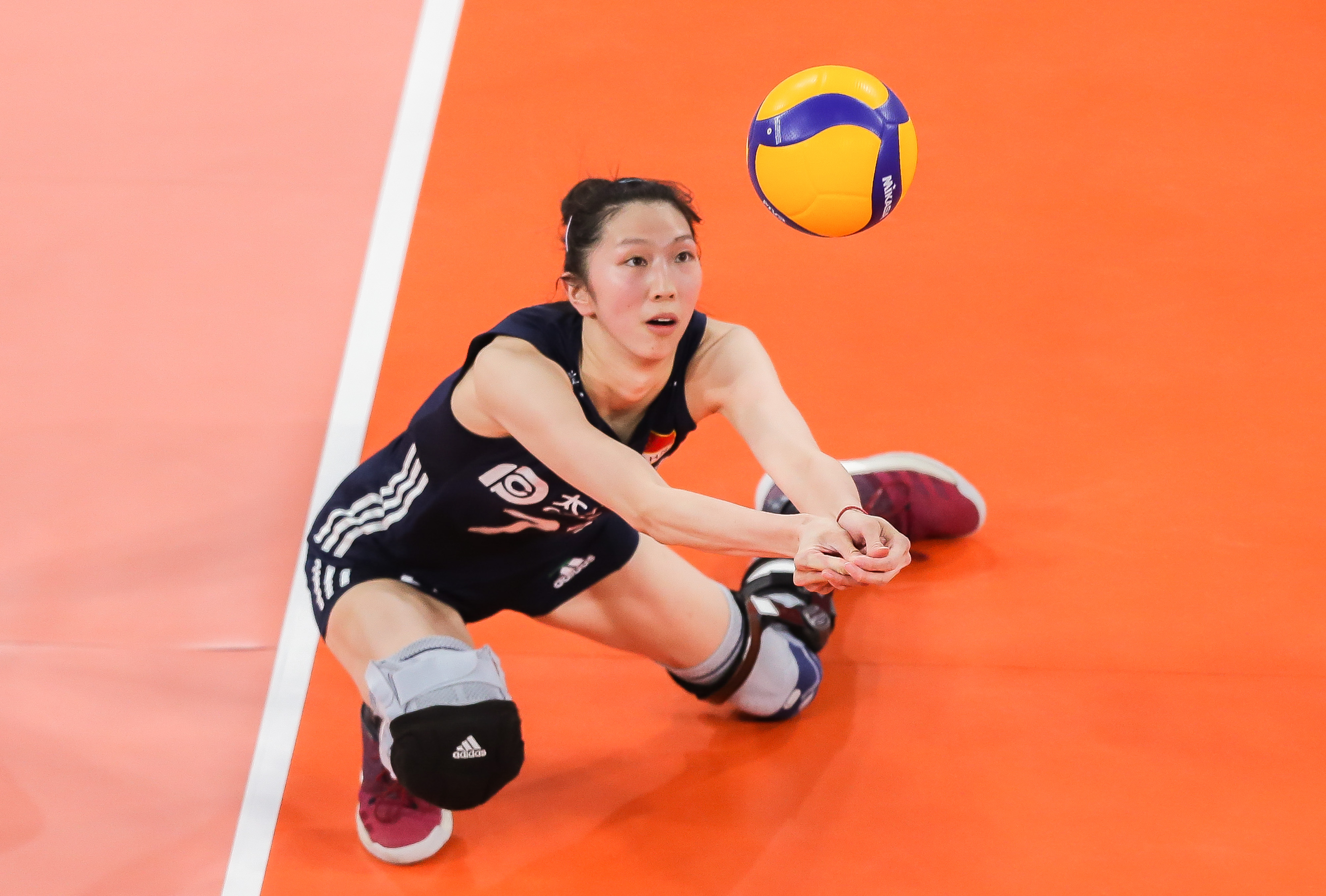（体育）排球——女排亚洲杯：中国队晋级半决赛