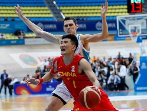 欧洲拉练得失并存 中国男篮仍在爬坡