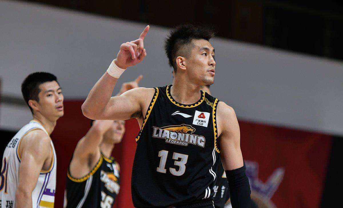 郭凯伦去哪了(尘埃落定!郭艾伦留守辽宁男篮,并留言"球场见")