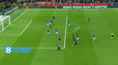 米兰1-0那不勒斯（意甲-吉鲁破门难救主卡卢卢失良机 AC米兰遭首败1-2那不勒斯）