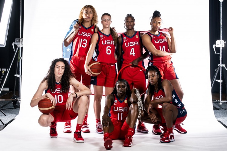 美国篮球世界杯阵容2022（FIBA公布女篮世界杯美国队的12人大名单：布里安娜-斯图尔特领衔）