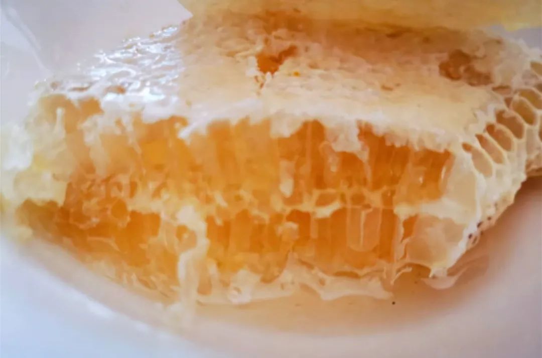 土蜂蜜的功效（蜂蜜已检测出的营养物质多达180余种）