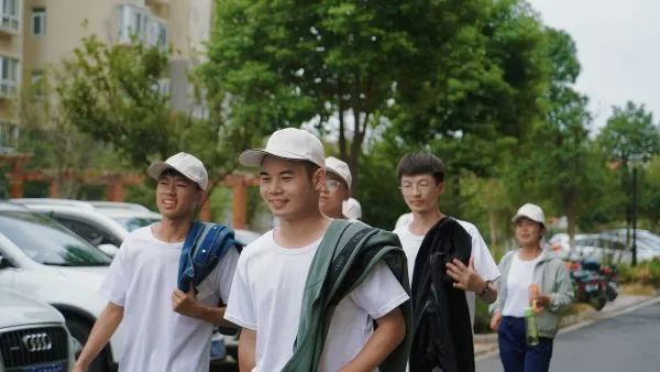 2021年6月26号结婚好不好（小伙985高校毕业4年后重新高考读专科，本人回应）