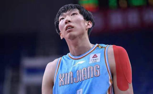 周琦關系屬于cba哪個隊（周琦續約鳳凰隊實屬無奈，無緣CBA細節曝光，我們冤枉新疆隊了）
