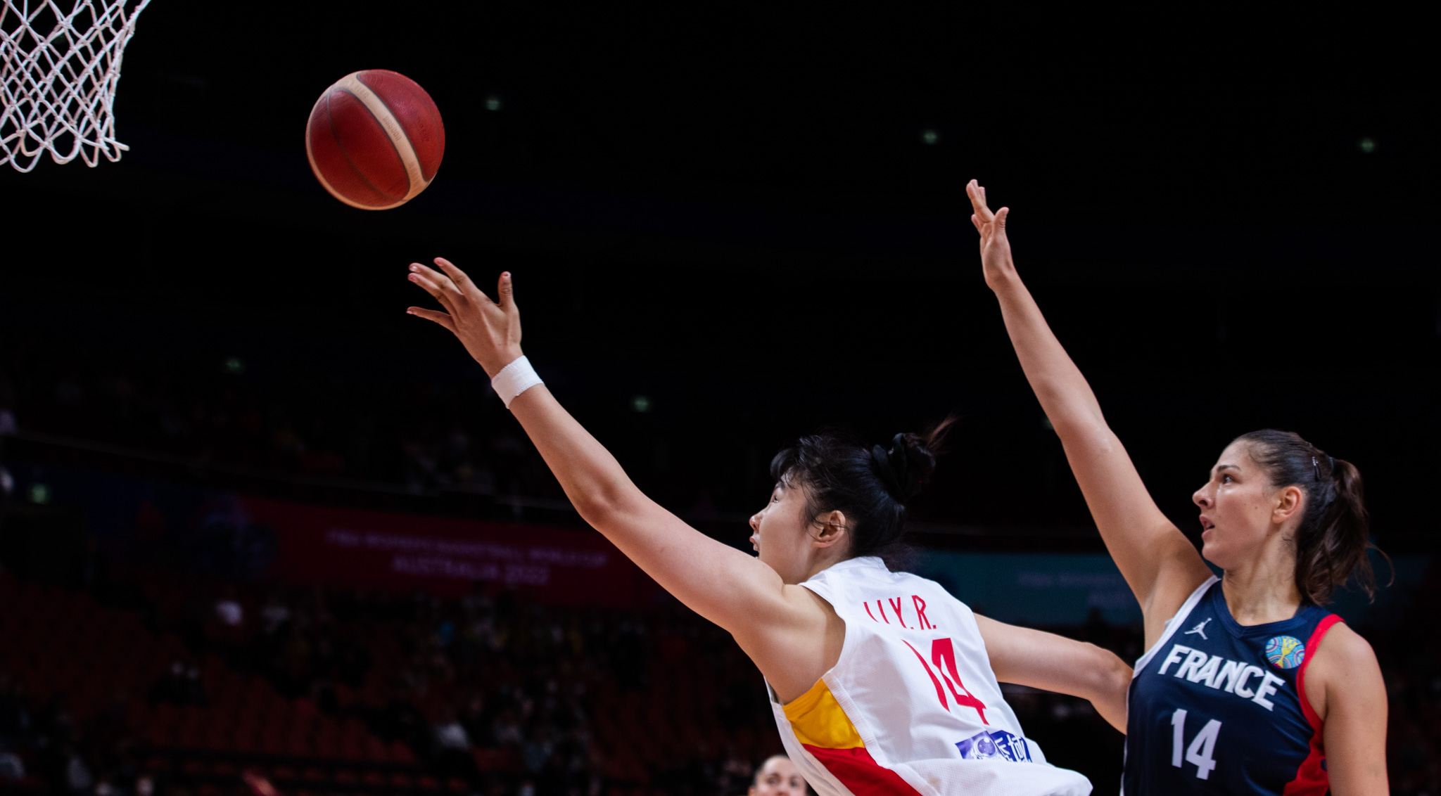 （体育）篮球——女篮世界杯四分之一决赛：中国对阵法国