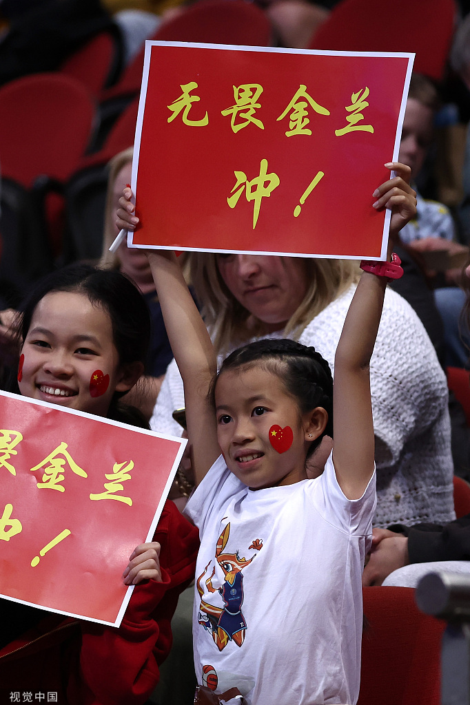 中国女篮世界杯成绩(银比金坚！中国女篮61-83不敌美国，拿下世界杯亚军)