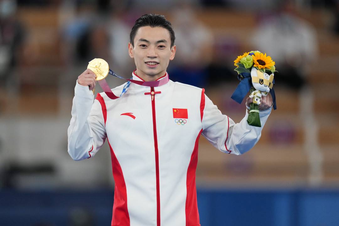 奥运冠军邹敬园：十年只回家两次 东京奥运成就“地表最强双杠”丨我这十年