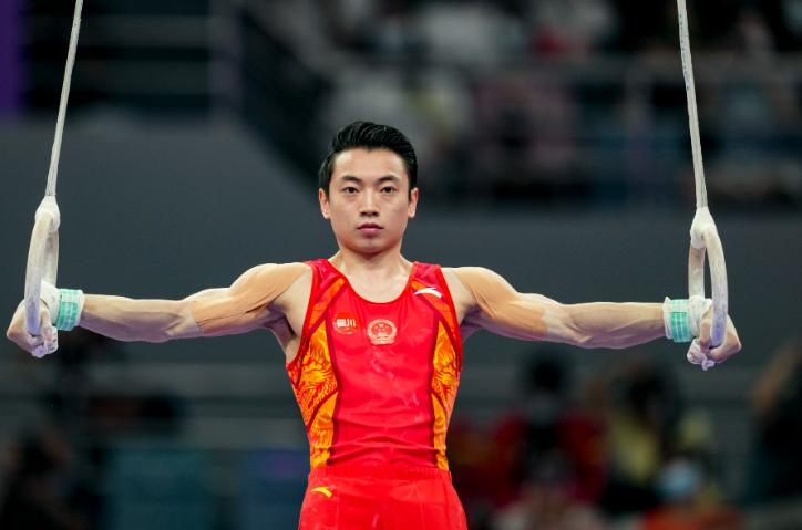 奥运冠军邹敬园：十年只回家两次 东京奥运成就“地表最强双杠”丨我这十年