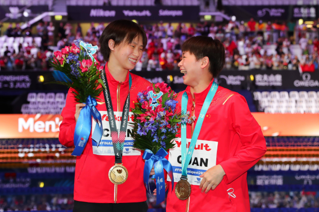 均为北京时间(中国跳水"梦之队"亮相世界杯,施廷懋第三次作为教练出国