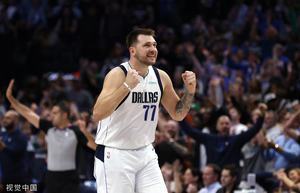 東契奇為什么不能閃耀nba（你覺得東契奇很胖很慢，但為啥NBA就沒人防得住他？）
