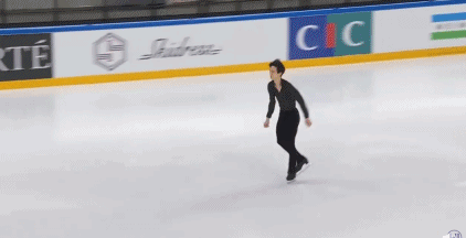 花样滑冰大奖赛法国站（花滑法国站：山本草太／亨德里克斯领跑男女单）-趣拿体育