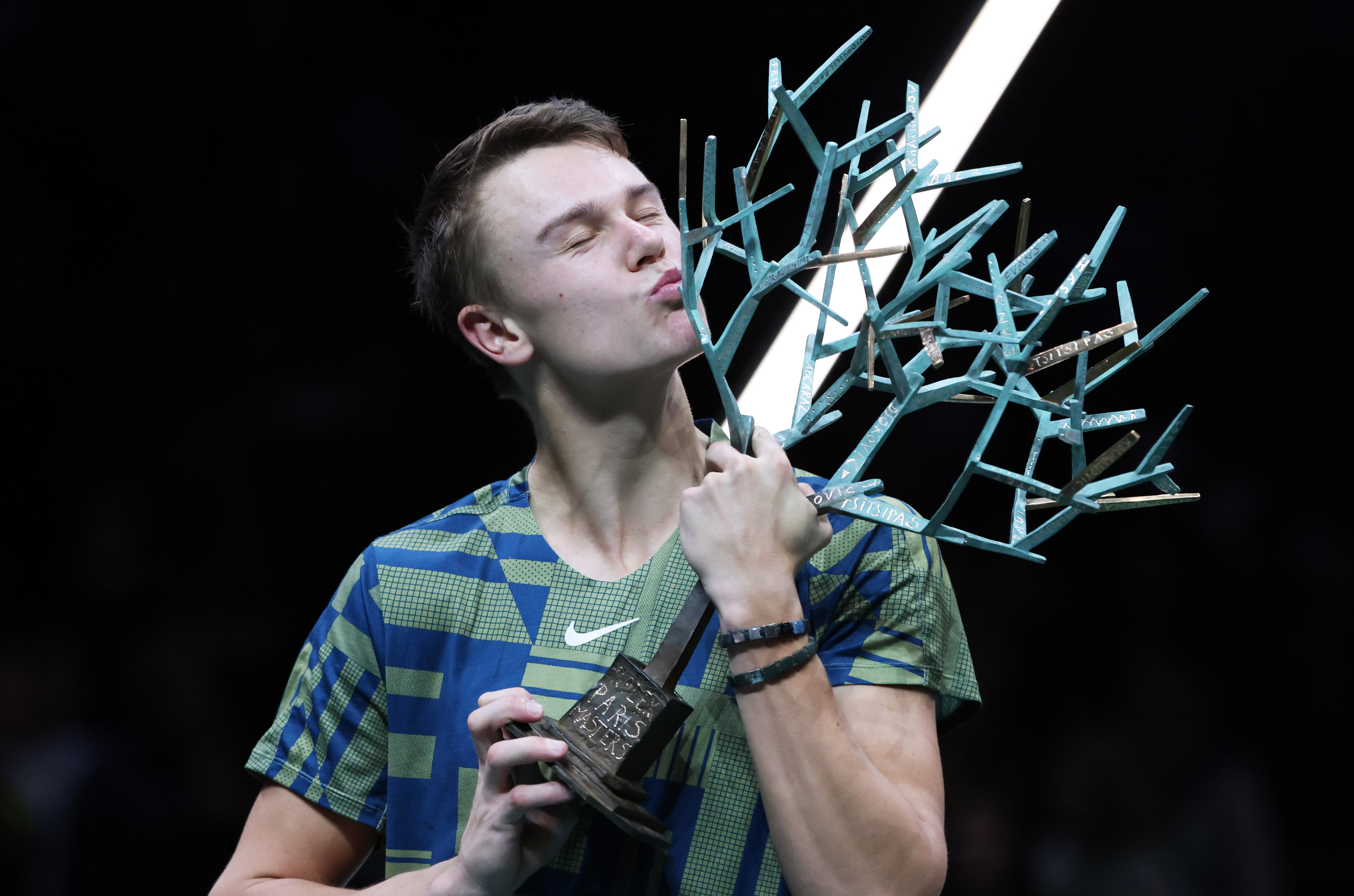 巴黎网球大师赛最新报道（（体育）网球-巴黎大师赛：鲁内夺冠）