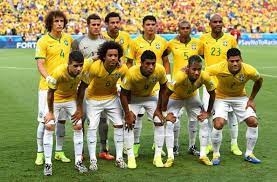 2010年世界杯巴西主力阵容（巴西世界杯历届阵容：02年3R率五星巴西无人能挡 14年内马尔扛旗）