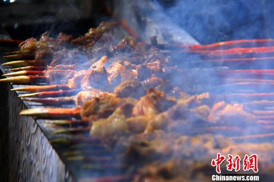 世界杯期間球員吃什么（出征世界杯的不光有球員，還有牛肉、茶甚至泡菜……）