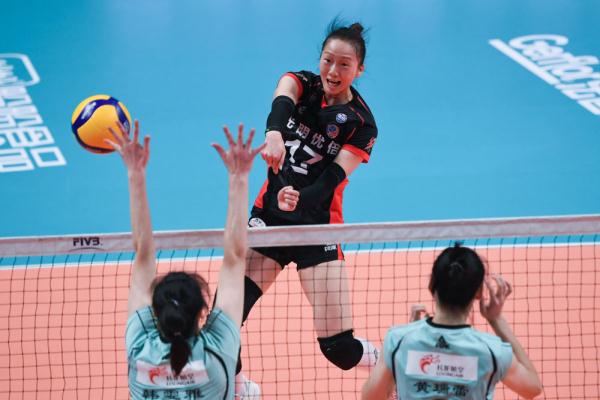 排球超级联赛｜女子上海获三连胜 男子保定逆转浙江