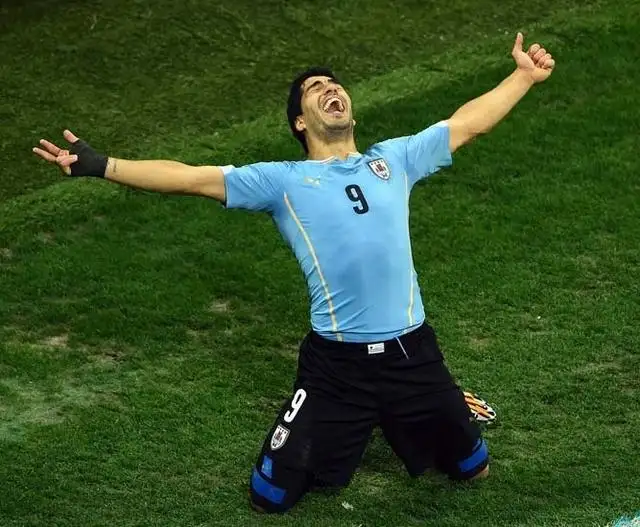 路易斯-苏亚雷斯（人人都爱苏亚雷斯：乌拉圭国家英雄的“最后一舞”丨卡塔尔·诸神黄昏）