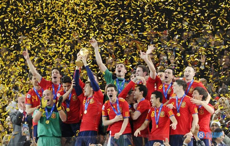 西班牙世界杯夺冠阵容（西班牙2010年夺冠阵容仅剩布斯克茨，再踢4场能追平卡西纪录）