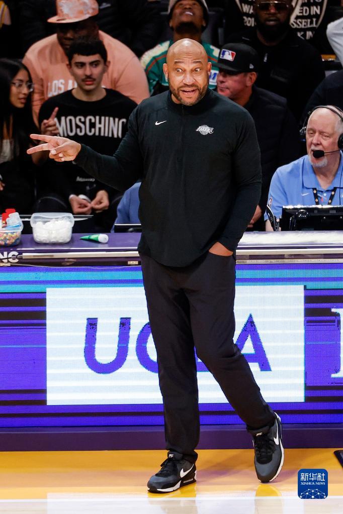 湖人活塞总决赛（篮球-NBA常规赛：湖人胜活塞）