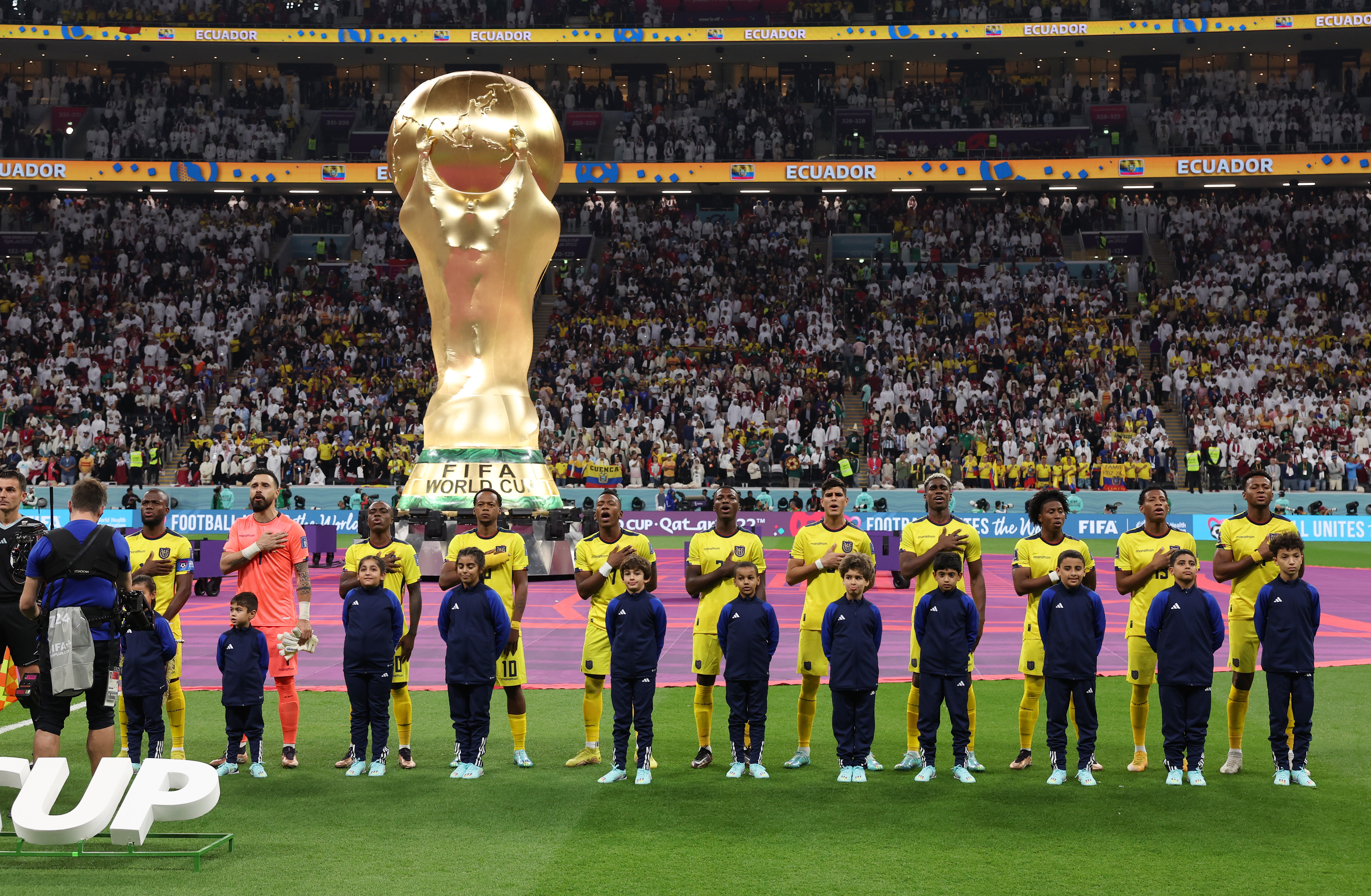 世界杯揭幕战图片（（卡塔尔世界杯）揭幕战：卡塔尔队对阵厄瓜多尔队(11)）
