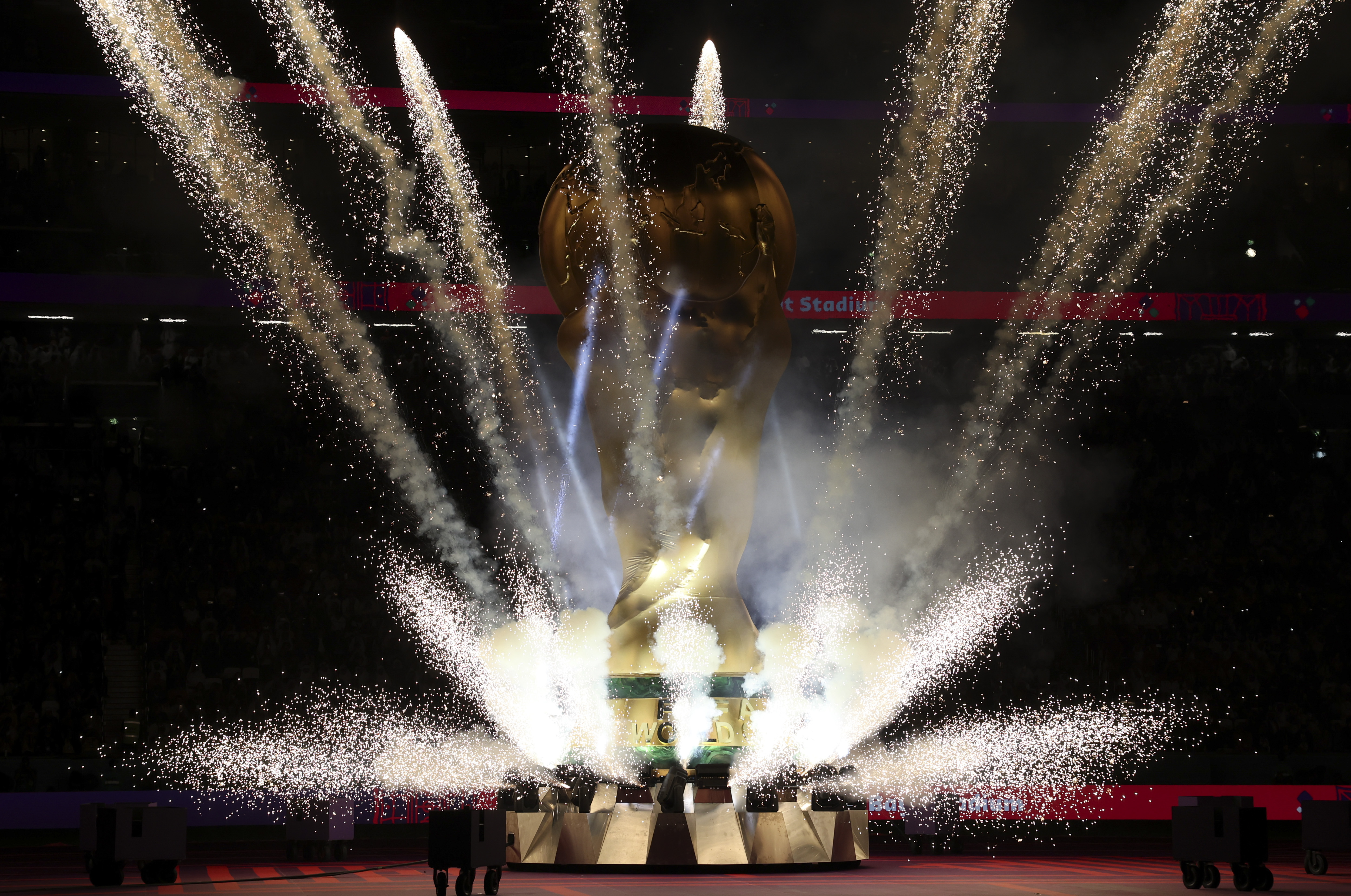 世界杯揭幕战图片（（卡塔尔世界杯）揭幕战：卡塔尔队对阵厄瓜多尔队(11)）