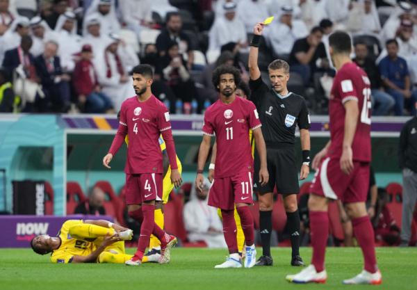 卡塔尔世界杯揭幕战：卡塔尔队不敌厄瓜多尔队
