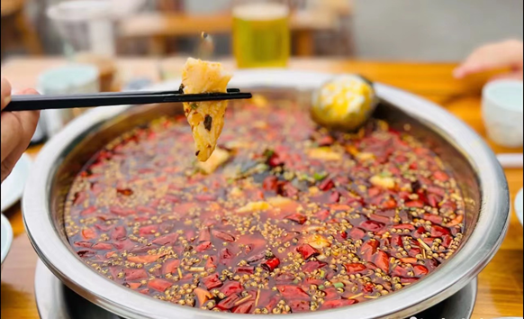 青城山近3天世界杯（你好，卡塔尔世界杯！都江堰这些看球美食购物娱乐好去处推荐给你～）