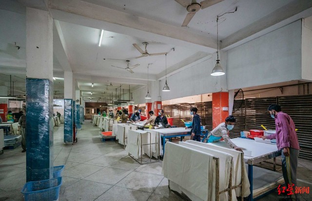 足球是由多少个六边形组成的（一个足球的诞生：探访世界最大足球产地）