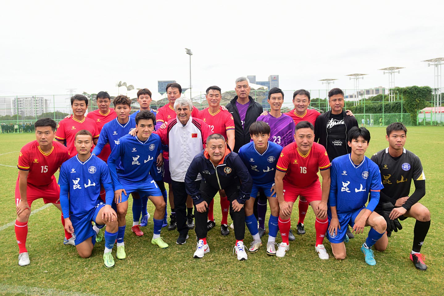 华世界杯2021（世界杯中国往事：20年前那段闪亮的日子）