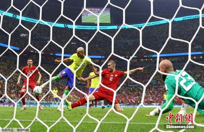 世界杯巴西对塞尔维亚技术统计（拒绝爆冷，巴西2：0击败塞尔维亚初显“冠军相”）-趣拿体育