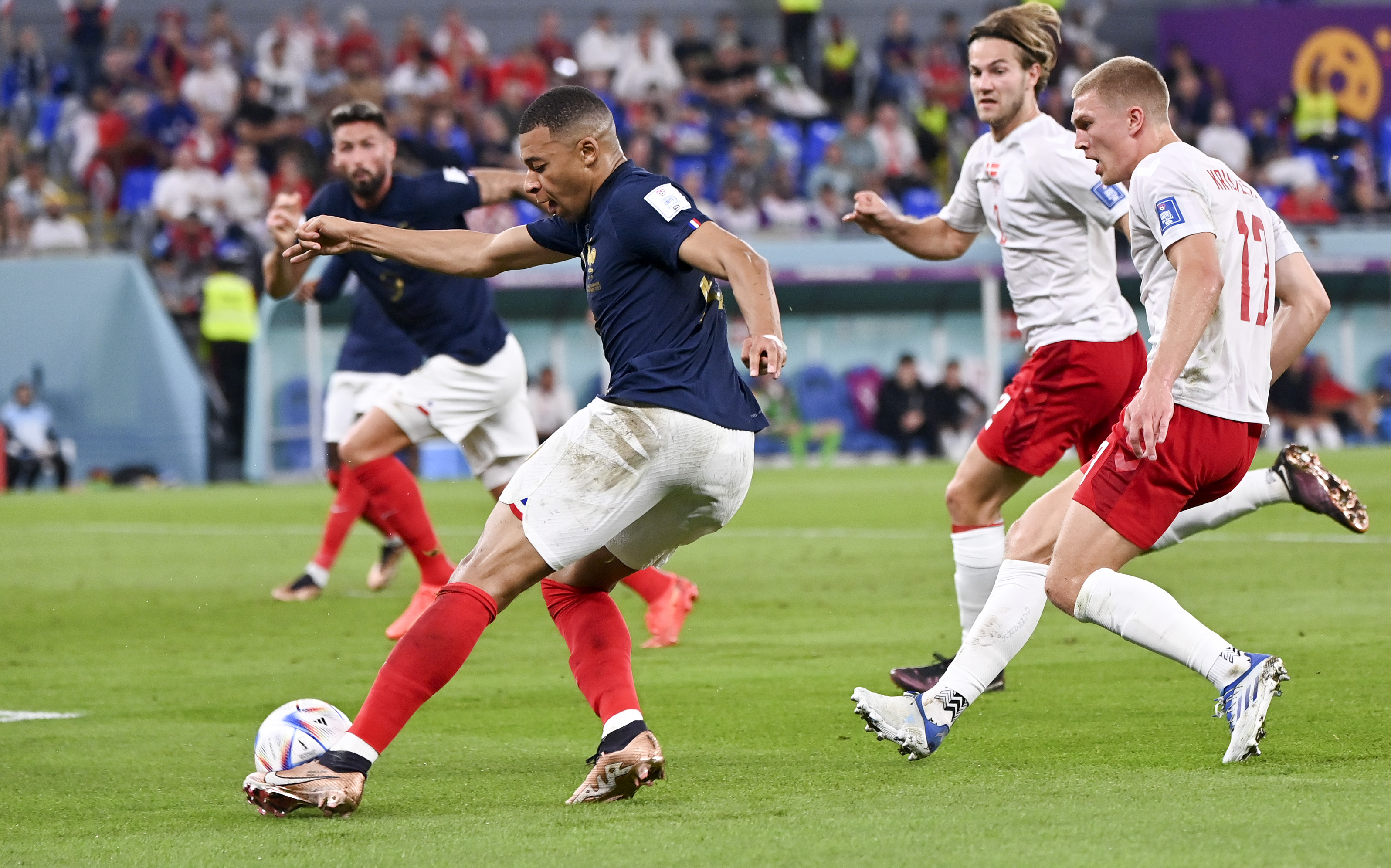 卡塔尔世界杯｜“啃”下丹麦，法国队击碎“魔咒”