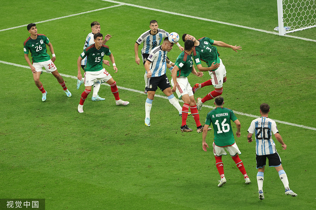 还是靠梅西！阿根廷2-0墨西哥，赢得出线生死战