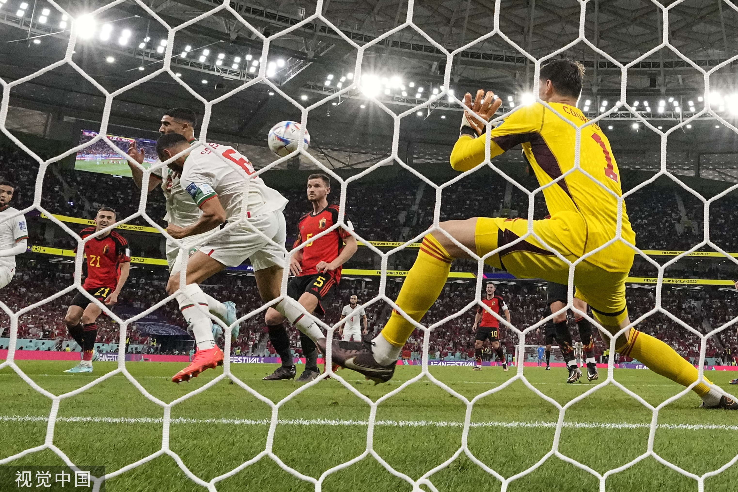 比利时斯诺克世界杯（比利时0：2负于摩洛哥，世界杯小组赛8连胜被终结）