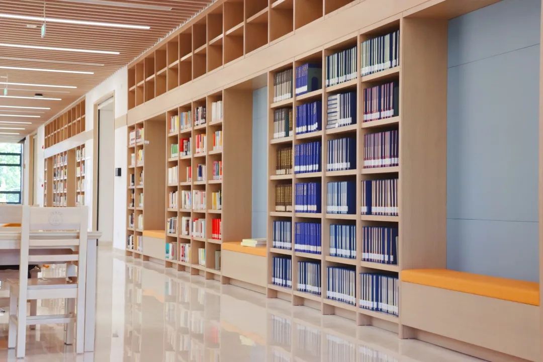 北京大学大门,北京大学大门图片高清_友友