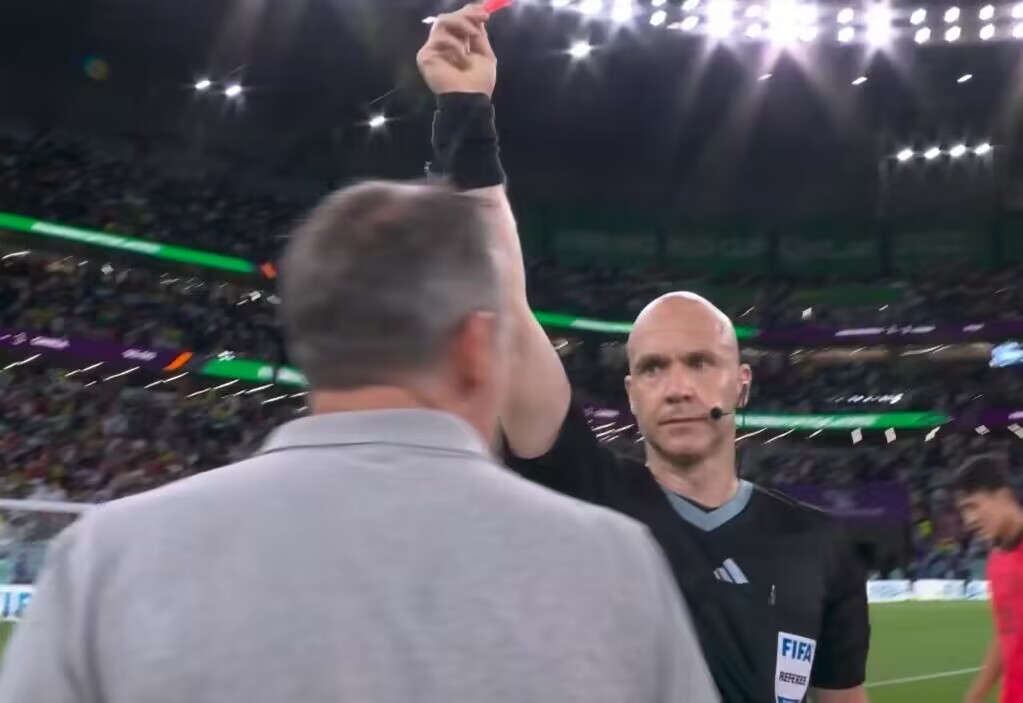 2014年世界杯韩国阵容（韩国2比3惜败加纳：出线希望渺茫，赛后全队围攻裁判）