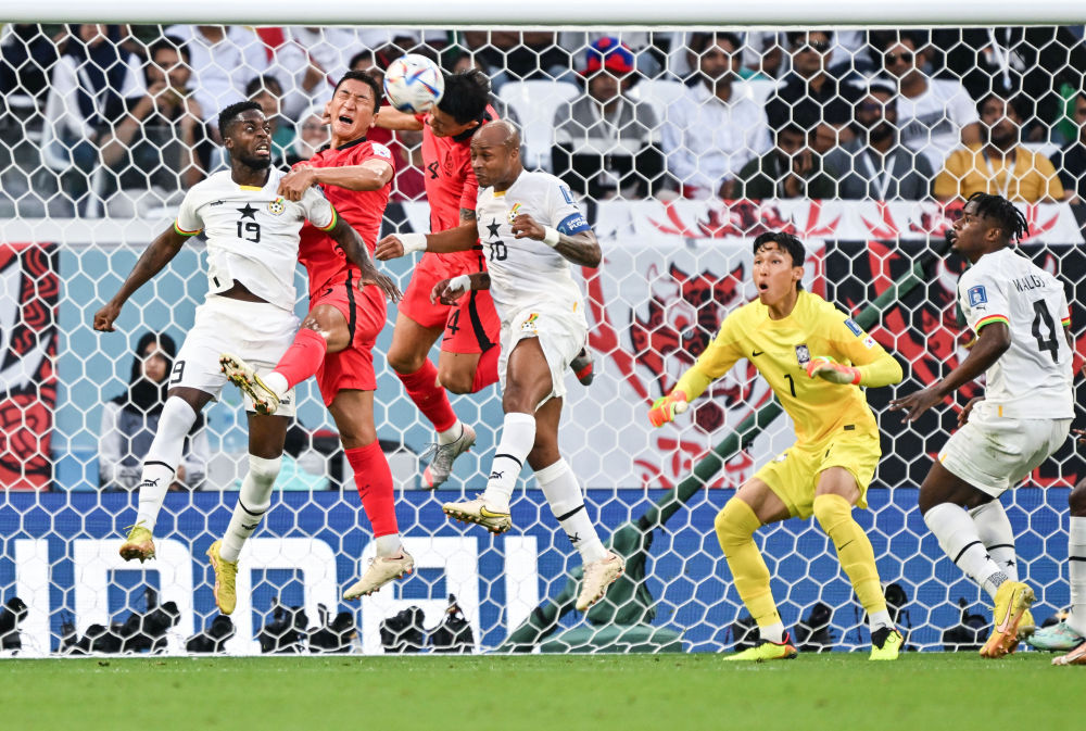 双双晋级！葡萄牙“复仇”，2-0击败乌拉圭，巴西1:0瑞士！进球大战，喀麦隆3-3塞尔维亚；韩国前景堪忧，助教：比赛结果对我们不公平