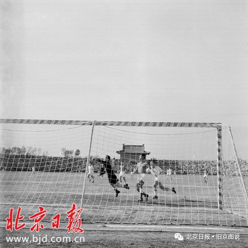 中国足球哪一年进世界杯（1957年，在先农坛体育场，中国足球队首次冲击世界杯，您猜胜负如何？）