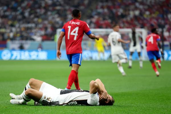 2018年世界杯死亡組（昨夜今晨：日本足球壓倒西班牙、德國出線，“死亡之組”最后結(jié)局看不太懂）