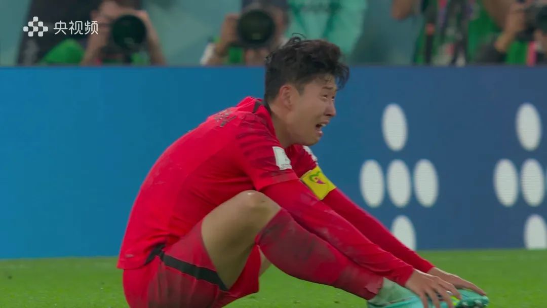 韩国队世界杯2018（韩国队世界杯出线，韩总统发文祝贺！C罗怒斥韩国球员：闭嘴）