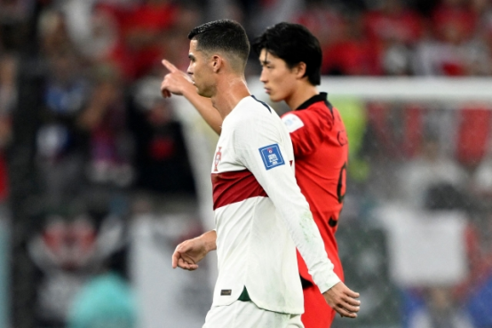 韩国队世界杯2018（韩国队世界杯出线，韩总统发文祝贺！C罗怒斥韩国球员：闭嘴）