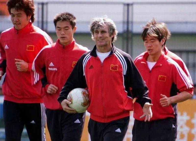 2002年韩国世界杯冠军（我们和韩国差在哪-玮观世界杯之四）
