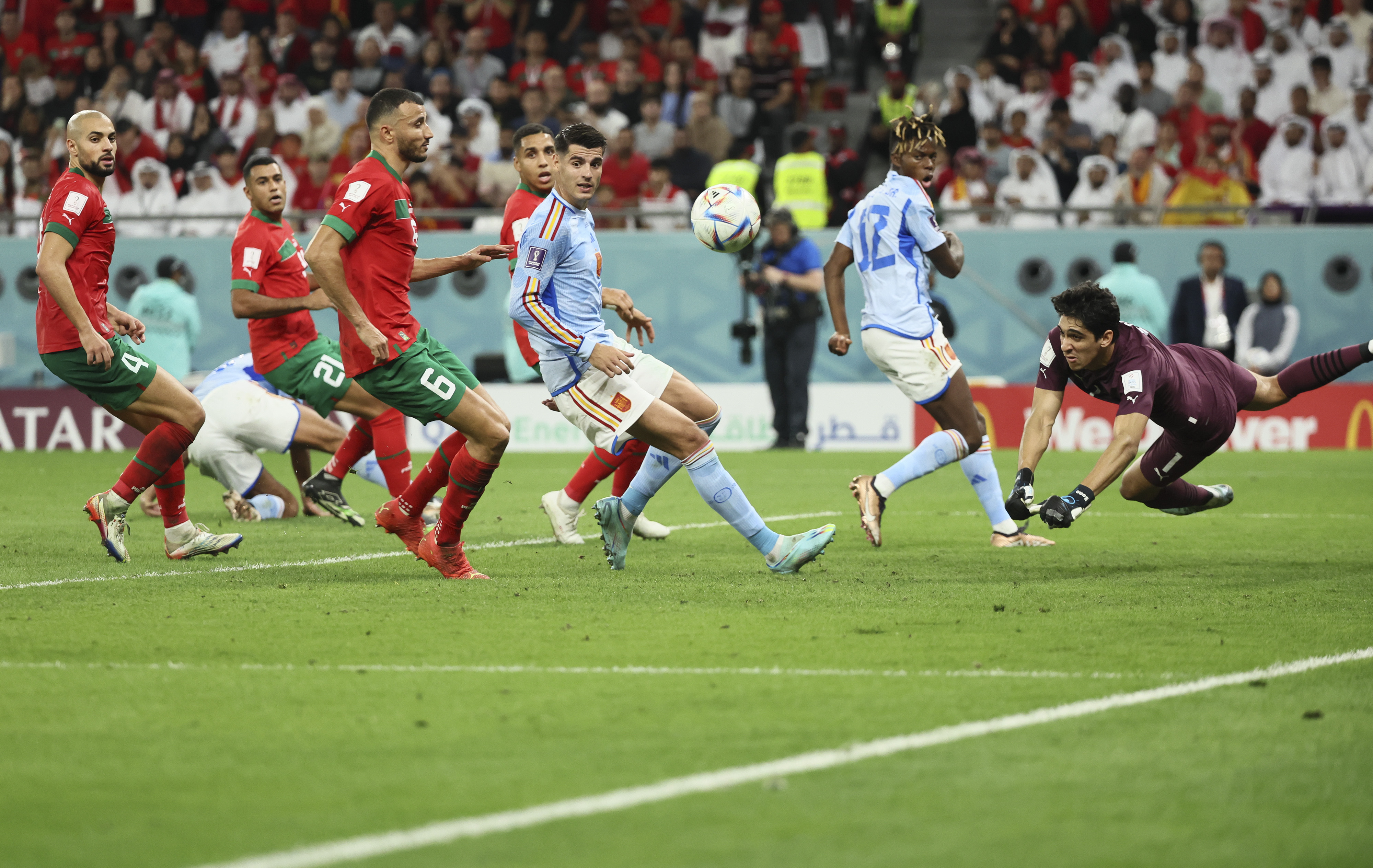 卡塔尔世界杯｜全天综合：西班牙点球大战遭淘汰 葡萄牙大胜瑞士晋级