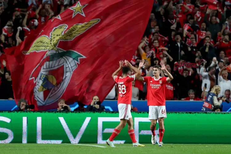 2016欧洲杯葡萄牙队名单（敢把C罗放在板凳上，68岁老帅手捧欧洲杯，葡萄牙三大豪门都执教过）