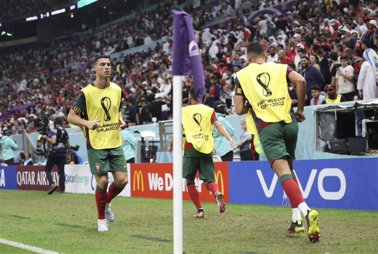 2016欧洲杯葡萄牙队名单（敢把C罗放在板凳上，68岁老帅手捧欧洲杯，葡萄牙三大豪门都执教过）