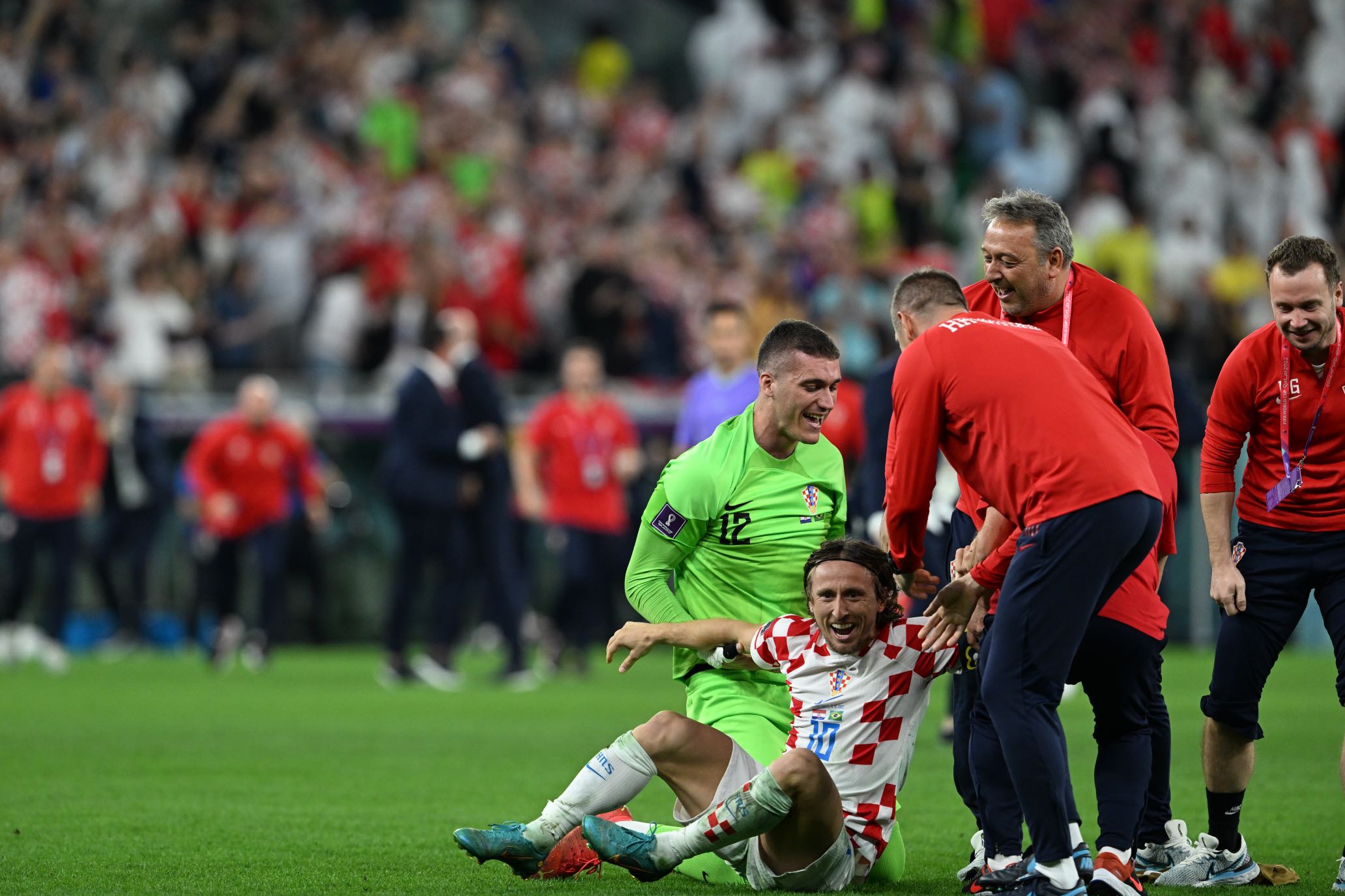 2010世界杯巴西对荷兰（头号夺冠热门出局！巴西队点球大战不敌克罗地亚队，利瓦科维奇一战封神）