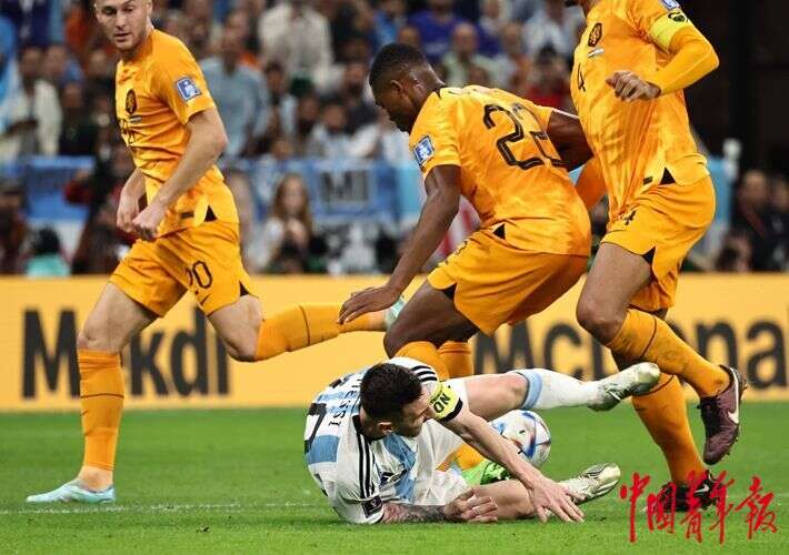 14年世界杯半决赛阿根廷vs荷兰（“圣马丁”闪闪发光 阿根廷淘汰荷兰挺进半决赛）