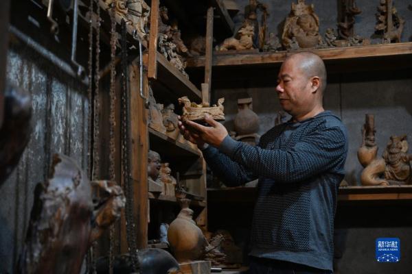 莆田木雕工艺品（福建莆田：传承千年技艺 尽显木雕之美）